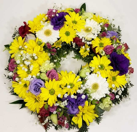 Virágposta - Görögkoszorú 14. - Sárga margarétával és színes virágokkal